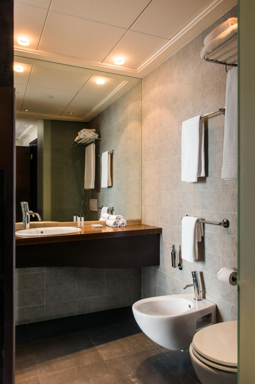 HI Hotel Bari Image 13