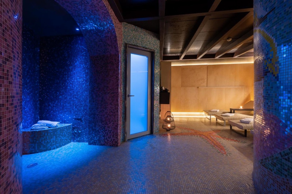HI Hotel Bari Image 35